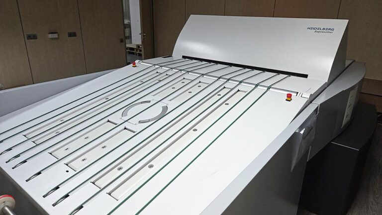 CTP automàtic: tecnologia per a una producció gràfica més eficient